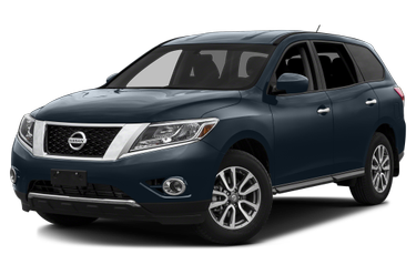 side view of 2014 Pathfinder Nissan