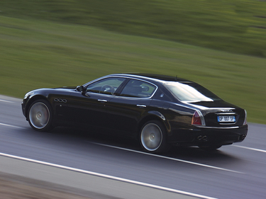 side view of 2006 Quattroporte Maserati