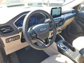 Thumbnail of 2022 Star White Ford Escape