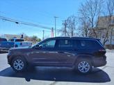 Thumbnail of 2021 Diamond Black Crystal Pearlcoat Jeep Grand Cherokee L