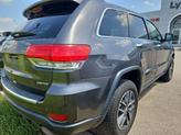 Thumbnail of 2017 Granite Crystal Clearcoat Metallic Jeep Grand Cherokee