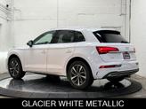 Thumbnail of 2021 Glacier White Metallic Audi Q5