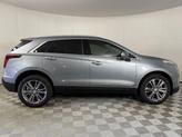 Thumbnail of 2025 Argent Silver Metallic Cadillac XT5