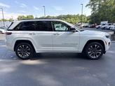 Thumbnail of 2025 Bright White Clearcoat Jeep Grand Cherokee