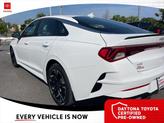 Thumbnail of 2023 Glacial White Pearl Kia K5