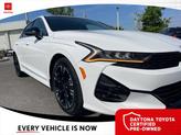 Thumbnail of 2023 Glacial White Pearl Kia K5