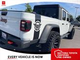 Thumbnail of 2023 Bright White Clearcoat Jeep Gladiator