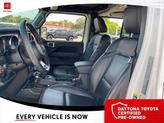 Thumbnail of 2023 Bright White Clearcoat Jeep Gladiator