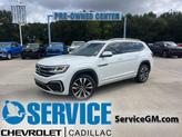 Photo of 2023 Opal White Pearl Effect Volkswagen Atlas