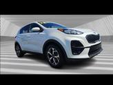 Thumbnail of 2022 Snow White Pearl Kia Sportage