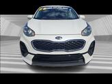 Thumbnail of 2022 Snow White Pearl Kia Sportage