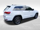 Thumbnail of 2021 Bright White Clearcoat Jeep Grand Cherokee