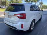 Thumbnail of 2015 Snow White Pearl Kia Sorento