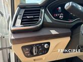 Thumbnail of 2022 Glacier White Metallic Audi Q5
