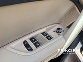Thumbnail of 2022 Glacier White Metallic Audi Q5