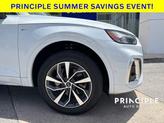 Thumbnail of 2022 Glacier White Metallic Audi Q5