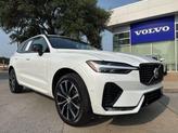 Photo of 2023 Crystal White Metallic Volvo XC60