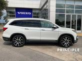 Thumbnail of 2022 Platinum White Pearl Honda Pilot