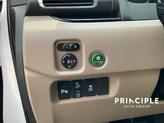 Thumbnail of 2022 Platinum White Pearl Honda Pilot