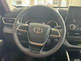 Thumbnail of 2023 Wind Chill Pearl Toyota Highlander