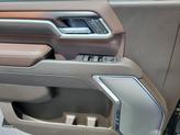 Thumbnail of 2025 Onyx Black GMC Sierra 2500
