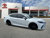 Photo of 2025 Wind Chill Pearl / Midnight Black Metallic Toyota Camry