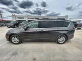 Thumbnail of 2022 Granite Crystal Metallic Clearcoat Chrysler Pacifica