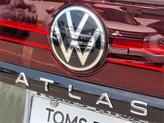 Thumbnail of 2025 Avocado Green Pearl Volkswagen Atlas