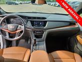 Thumbnail of 2024 Crystal White Tricoat Cadillac XT5