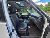 Thumbnail of 2015 Fuji White Land Rover LR4