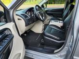 Thumbnail of 2015 Granite Crystal Metallic Clearcoat Chrysler Town & Country
