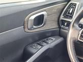 Thumbnail of 2022 Glacial White Pearl Kia Sorento