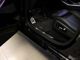 Thumbnail of 2023 Black Sapphire Metallic BMW X7
