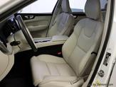 Thumbnail of 2020 Crystal White Metallic Volvo XC60