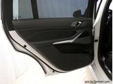 Thumbnail of 2023 Mineral White Metallic BMW X7