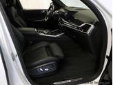 Thumbnail of 2023 Mineral White Metallic BMW X7