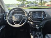 Thumbnail of 2022 Bright White Clearcoat Jeep Cherokee