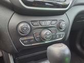 Thumbnail of 2022 Diamond Black Jeep Cherokee
