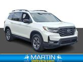 Photo of 2022 Platinum White Honda Passport