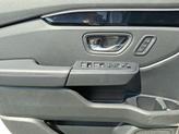 Thumbnail of 2025 Platinum White Pearl Honda Pilot