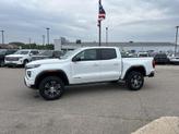 Thumbnail of 2025 Summit White GMC Canyon