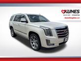 Photo of 2015 White Diamond Tricoat Cadillac Escalade
