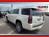 Thumbnail of 2015 White Diamond Tricoat Cadillac Escalade