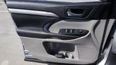 Thumbnail of 2016 Silver Sky Metallic Toyota Highlander