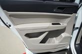 Thumbnail of 2019 Pure White Volkswagen Atlas