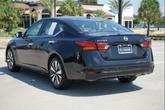 Thumbnail of 2021 Super Black Nissan Altima