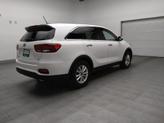 Thumbnail of 2019 Snow White Pearl Kia Sorento