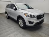 Thumbnail of 2017 Sparkling Silver Kia Sorento