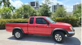 Photo of 2000 Red Nissan Frontier