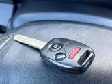 Thumbnail of 2014 Alabaster Silver Metallic Honda Odyssey
